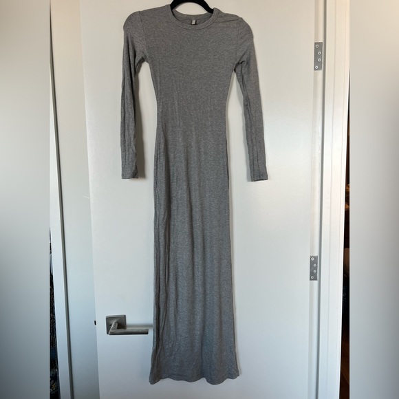 Skims dress EUC - Picture 1 of 3